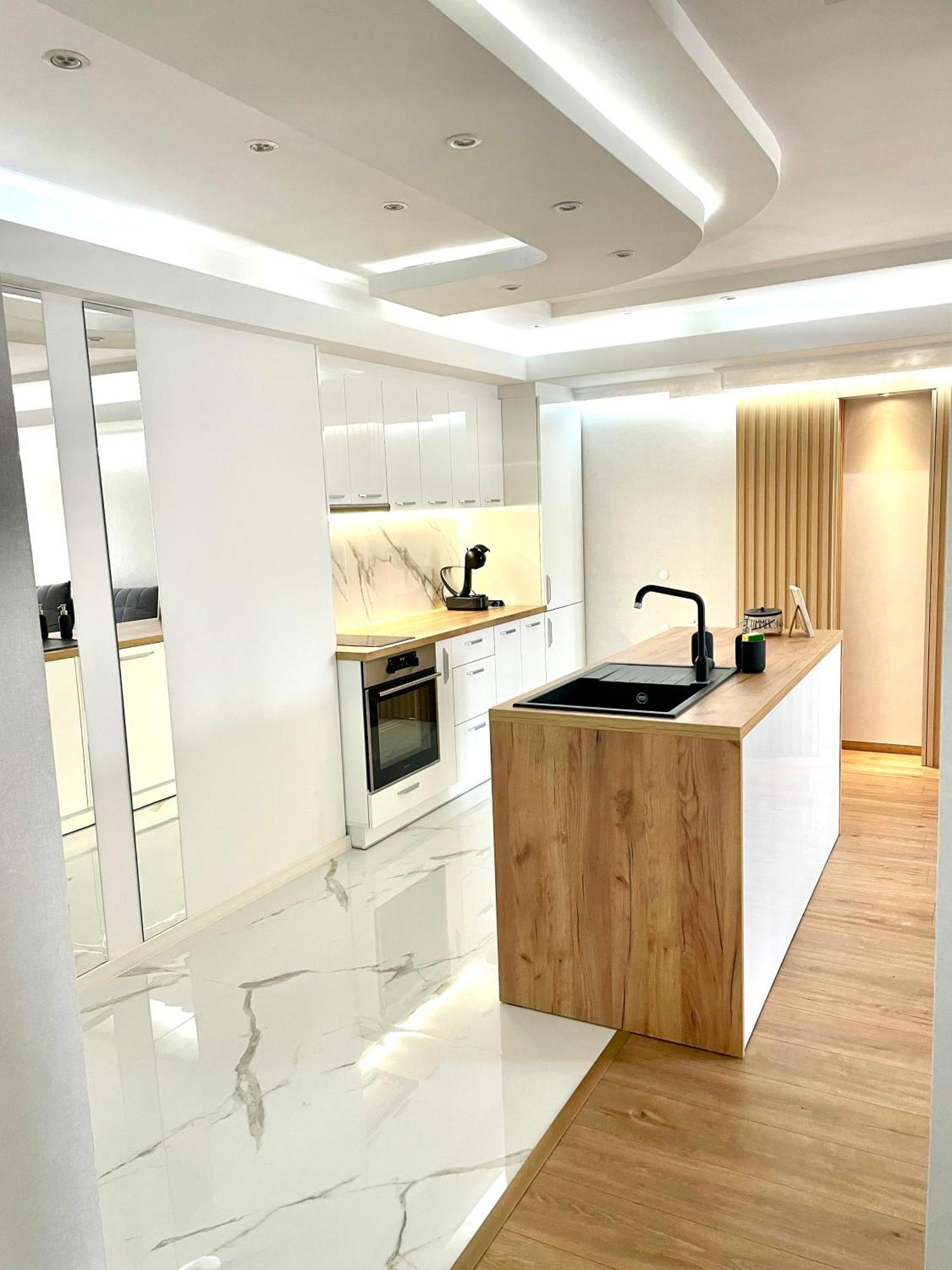 Sea Breeze Apartment Varna Eksteriør bilde