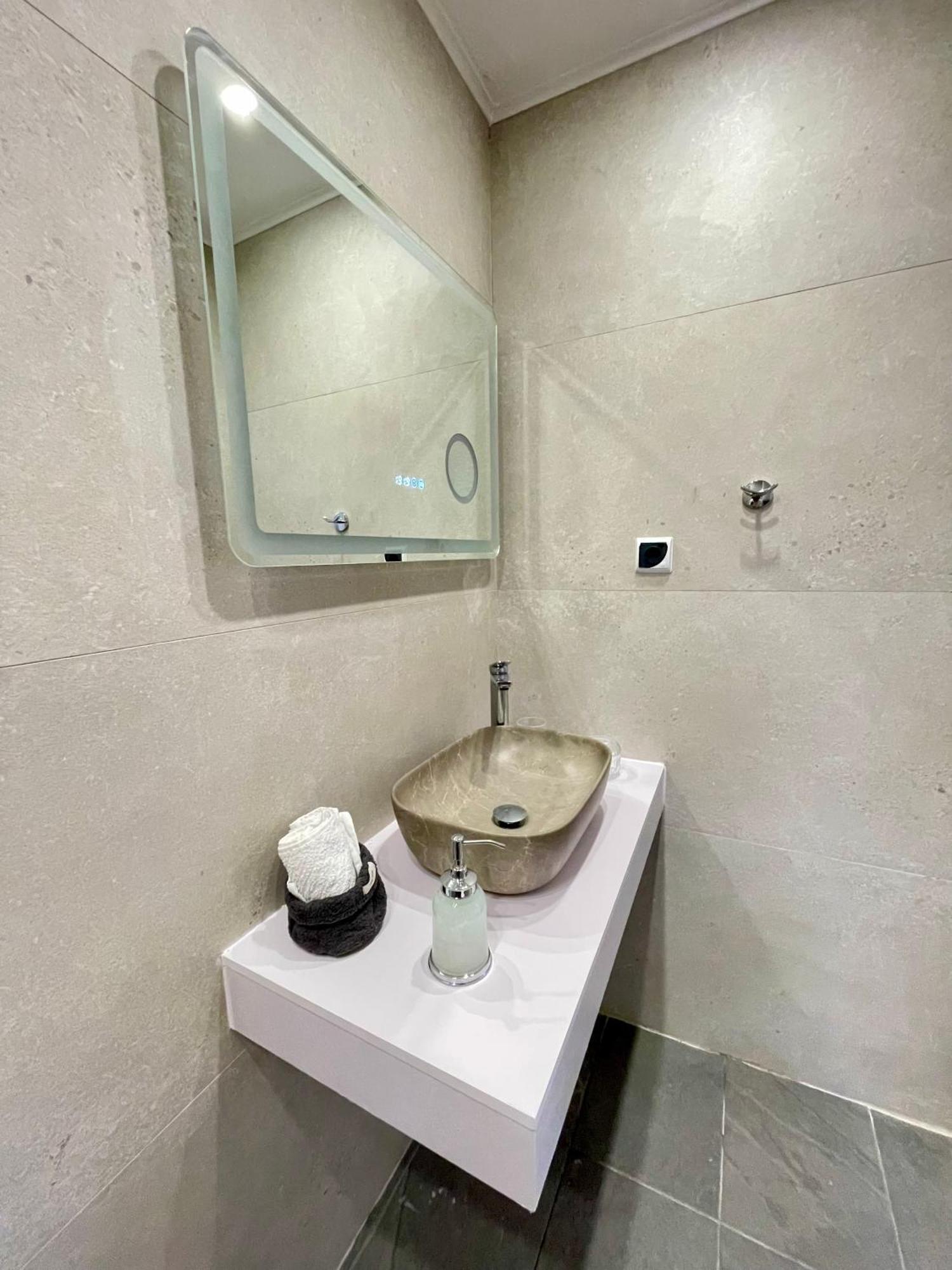 Sea Breeze Apartment Varna Eksteriør bilde